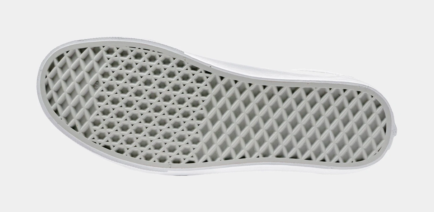 Vans Old Skool Low Mens Skateboarding Shoe (White) 5 Vans Old Skool Low Mens Skateboarding Shoe (White) - Image 3