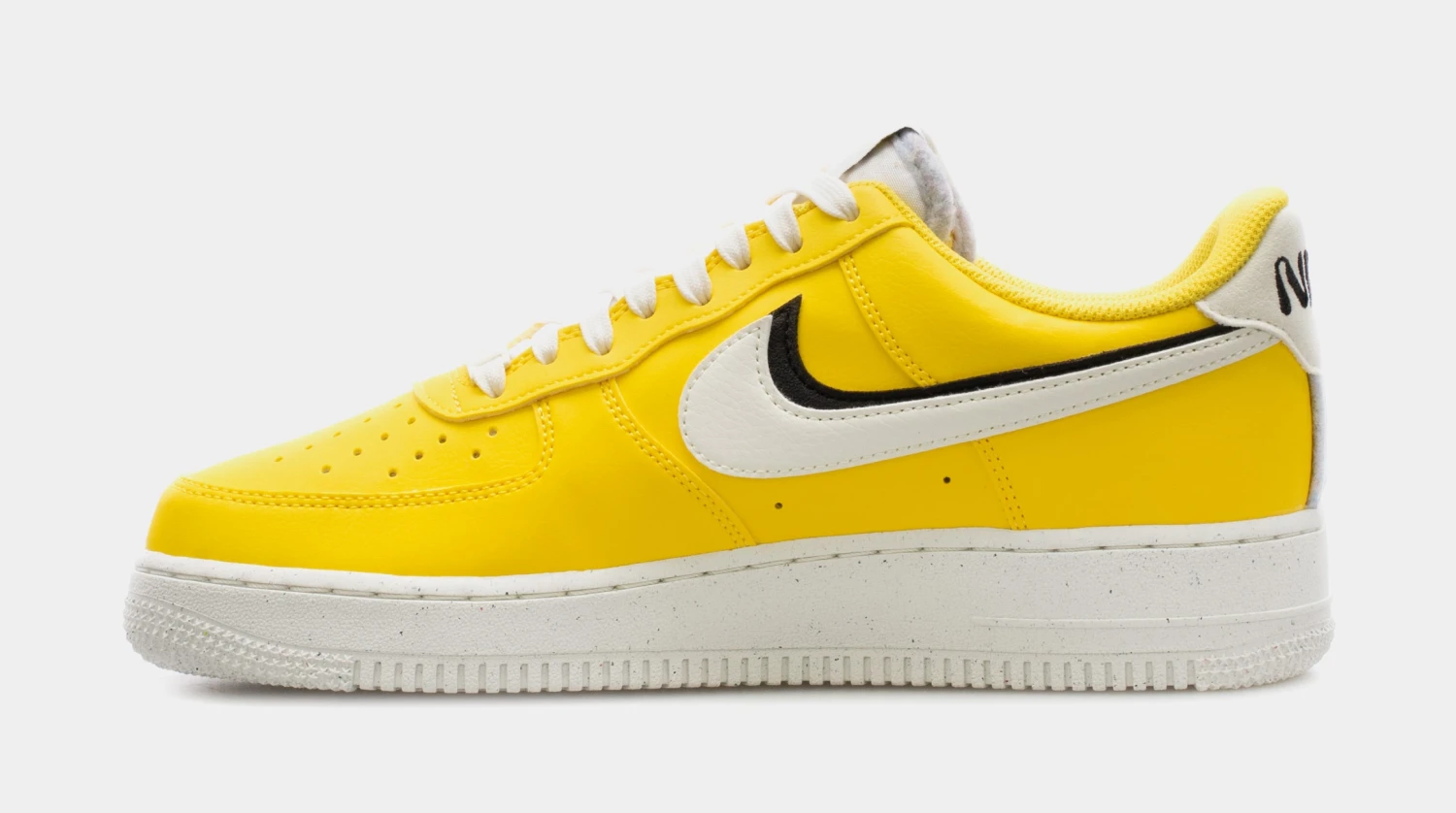 Nike Air Force 1 Low 82 Mens Lifestyle Shoes (Yellow) 4 Nike Air Force 1 Low 82 Mens Lifestyle Shoes (Yellow) - Image 2