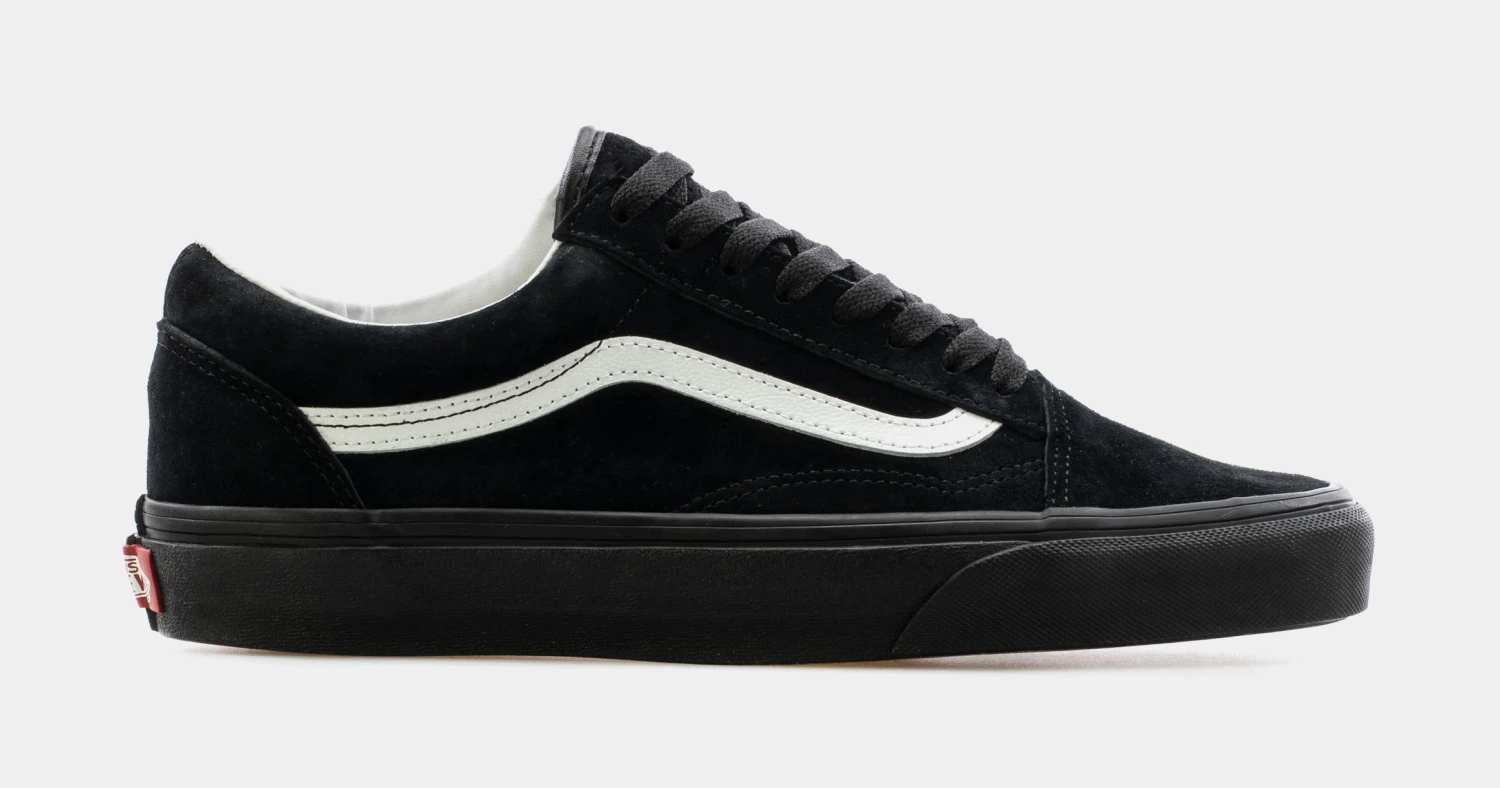 Vans Old Skool Pig Suede Mens Skateboarding Shoe (Black/Black) 2 Vans Old Skool Pig Suede Mens Skateboarding Shoe (Black/Black)