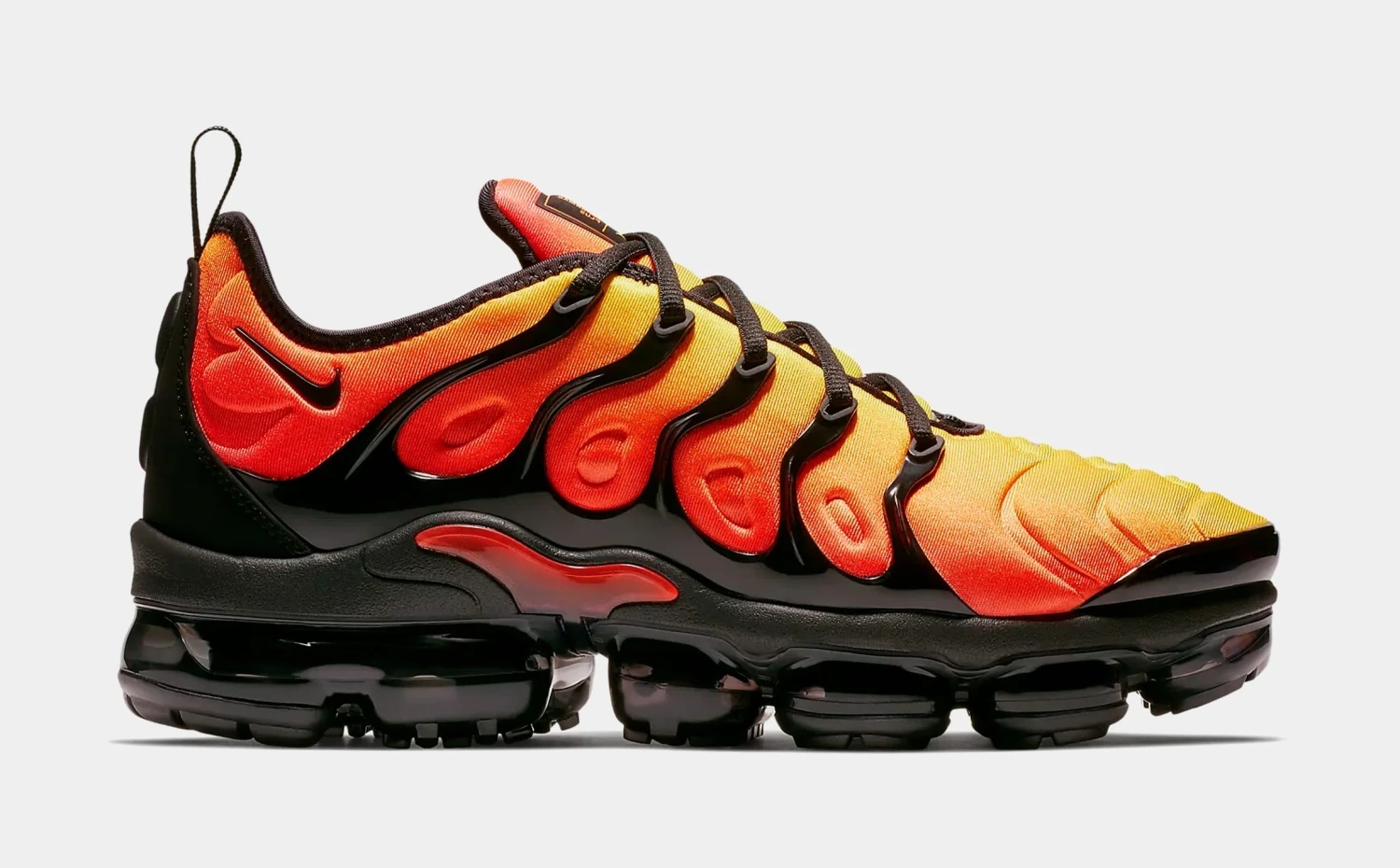 Nike Air VaporMax Plus Mens Running Shoes (Black/Total Orange/Total Crimson) 3 Nike Air VaporMax Plus Mens Running Shoes (Black/Total Orange/Total Crimson)
