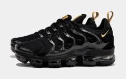 Nike Air VaporMax Plus Mens Running Shoes (Black) -FreshKicks Store f83686173a15e50a0c20fcb15c7a23be